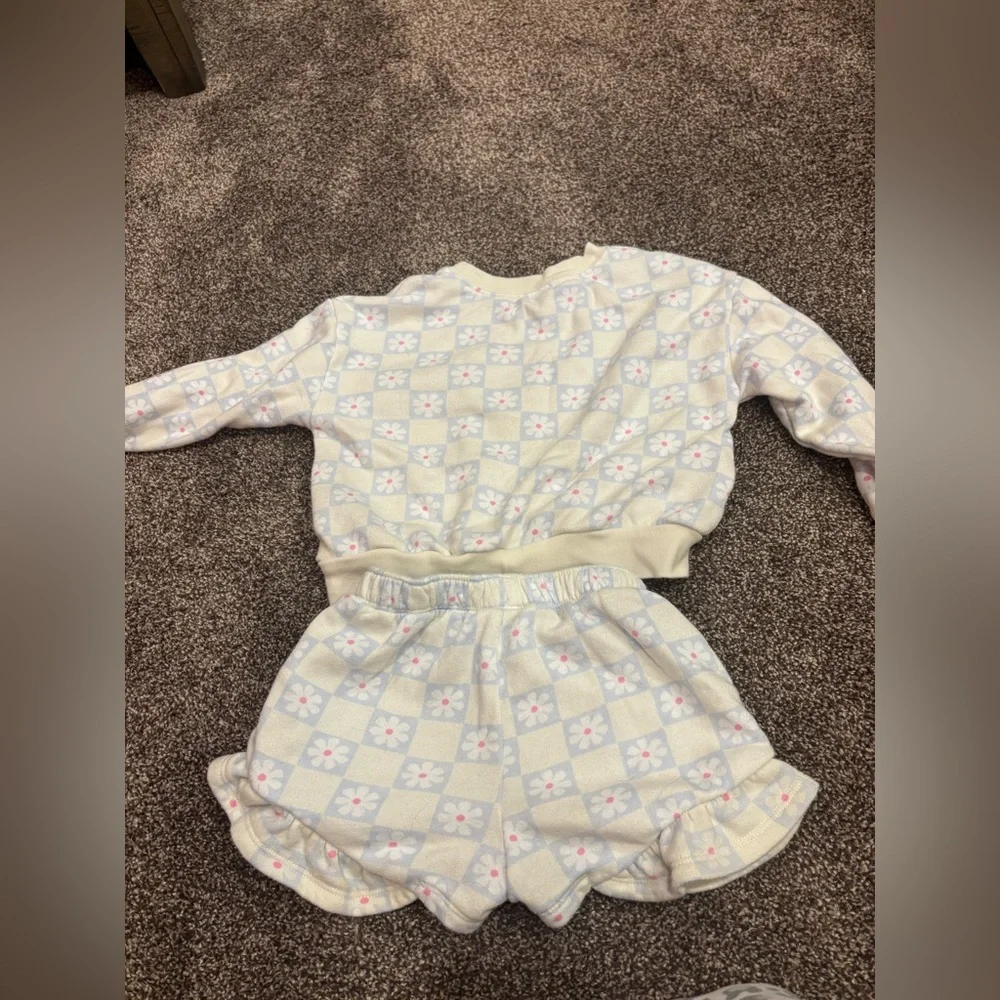 GAP Toddler Girl Outfit - Picture 2 of 2
